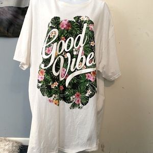 Good Vibes Tee